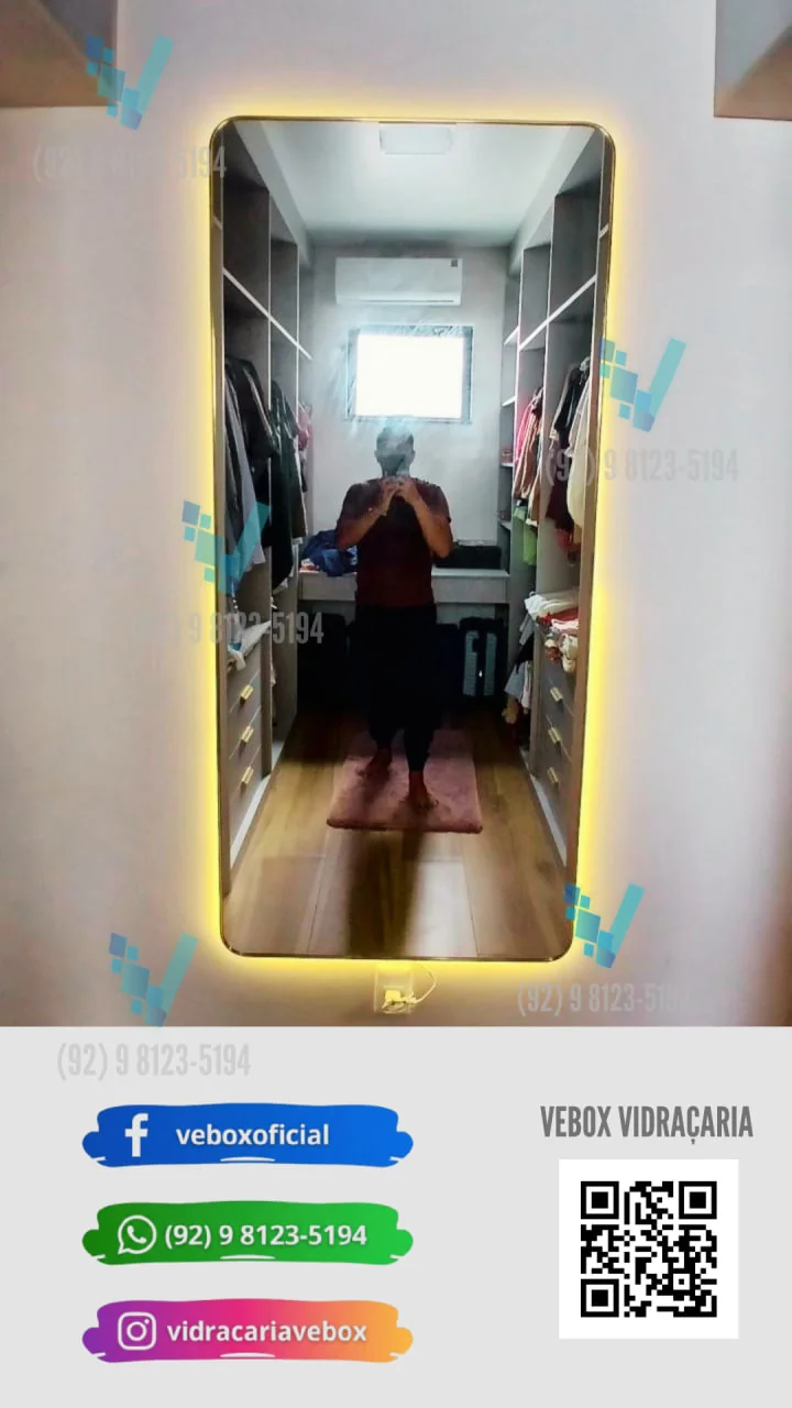 Espelho com LED e Moldura